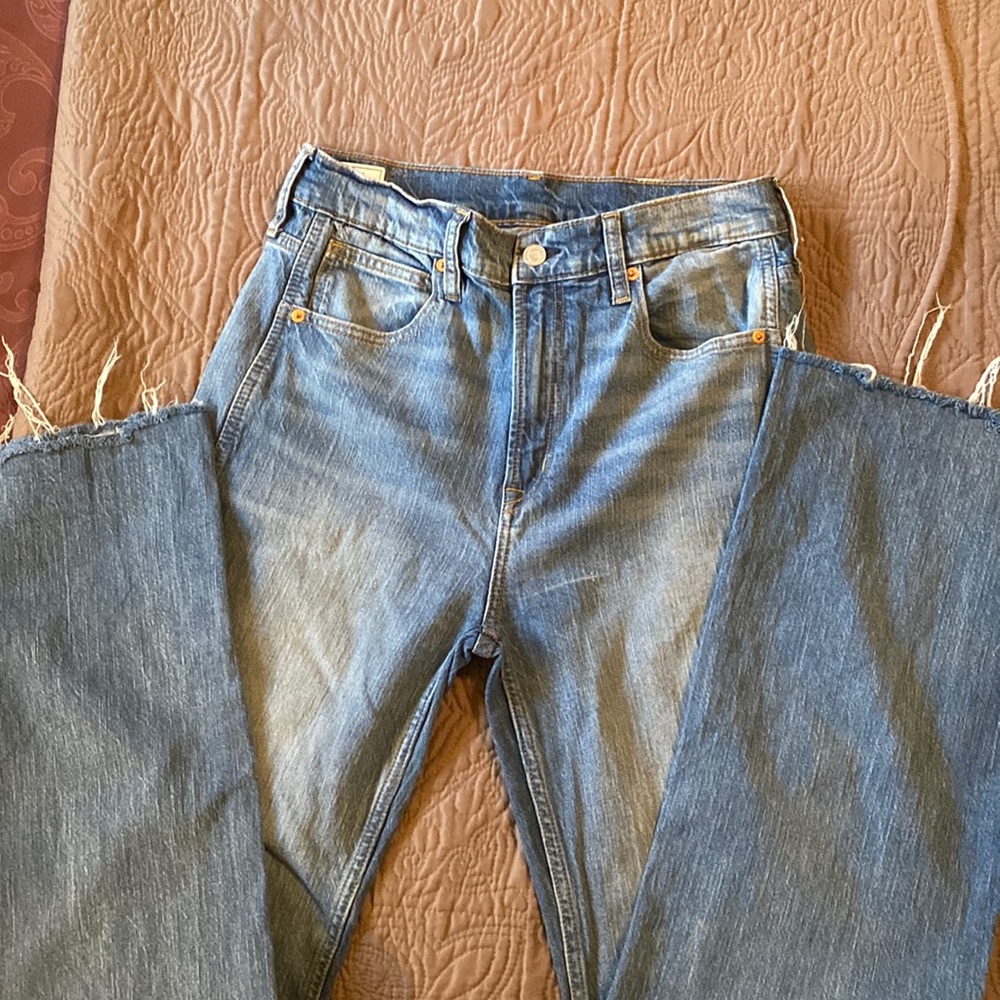 GAP Women's Wide Leg Jeans in Medium Blue Denim